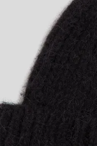 Čapica Karl Lagerfeld K/Essential Beanie Black