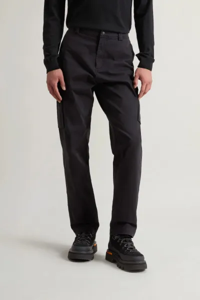 Nohavice Woolrich Garment Dyed Cargo Pant Black