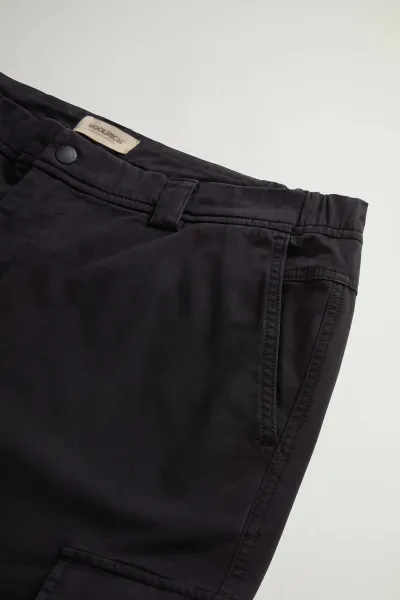 Nohavice Woolrich Garment Dyed Cargo Pant Black