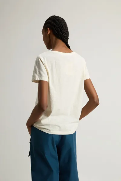 Tričko Woolrich Slub Cotton V-Neck Jet Stream