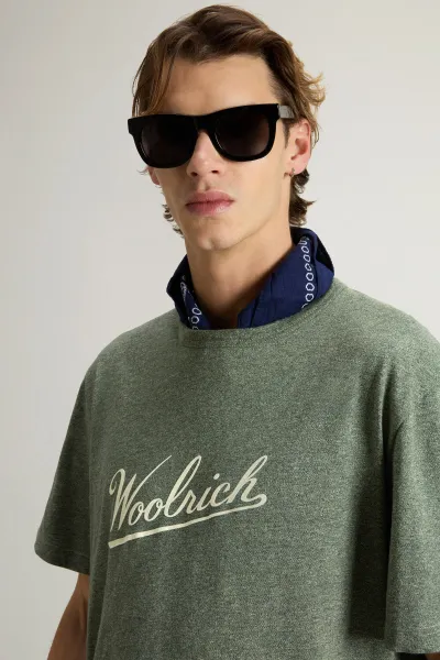 Tričko Woolrich Mouline Jersey Logo T-Shirt Greenstone