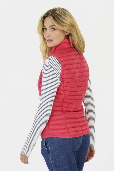Vesta Camel Active Vest Teaberry