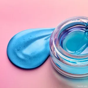 essence Superman lícenka 6.4 g