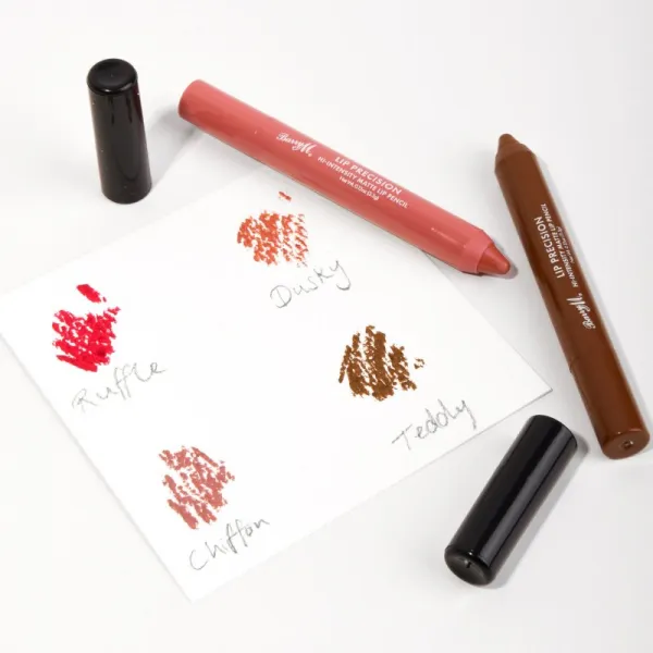 Barry M Lip Precision kontúrovacia ceruzka na pery odtieň Ruffle 3.3 g