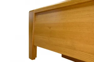 PATRÍCIA drevená manželská posteľ