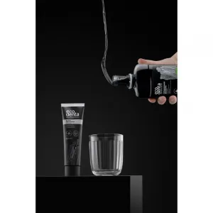 Ecodenta Expert Black Whitening čierna bieliaca zubná pasta bez fluóru 100 ml