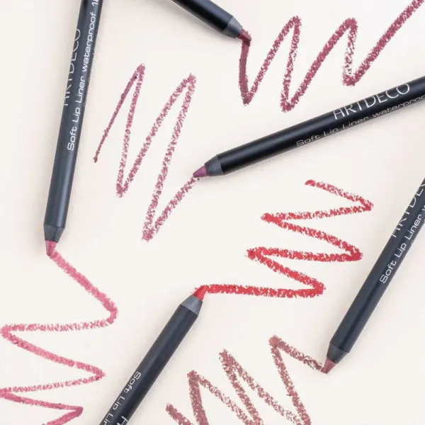 ARTDECO Soft Liner Waterproof vodeodolná ceruzka na pery odtieň 140 Anise 1,2 g