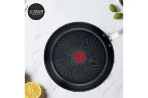 Sada panvíc Tefal Intuition B817S255 2 ks 20 cm 26 cm