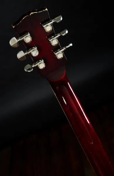 Aria Pro 2 70s LS600 Wine Red