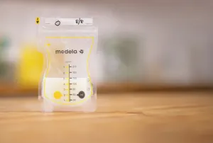 Medela Vrecká na skladovanie materského mlieka Easy Pour, 50 ks