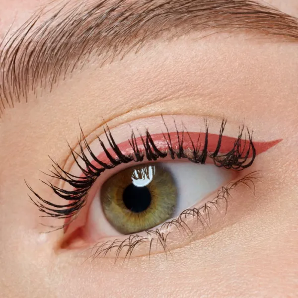 essence COLOUR it! tekuté linky na oči odtieň 04 Rusty Red 3 ml