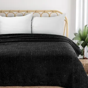 Luxusnéflanelovádekaselegantnoustriebornouniťou-čiernaŠírka:150cm|Dĺžka:200cm