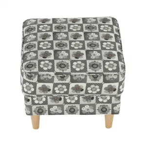KONDELA Astrid kreslo (ušiak) s taburetkou vzor patchwork N1