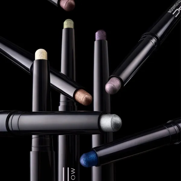 MAC Cosmetics Dazzleshadow Eyeshadow Stick krémové očné tiene v tyčinke odtieň Gold Stud 1.6 g