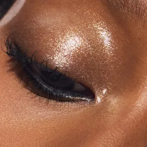 MAC Cosmetics Dazzleshadow Eyeshadow Stick krémové očné tiene v tyčinke odtieň Gold Stud 1.6 g