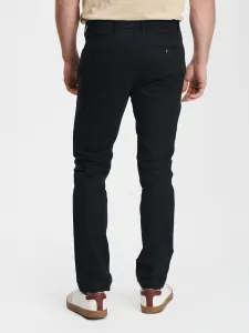 Nohavice modern khakis in skinny fit with GapFlex Čierna