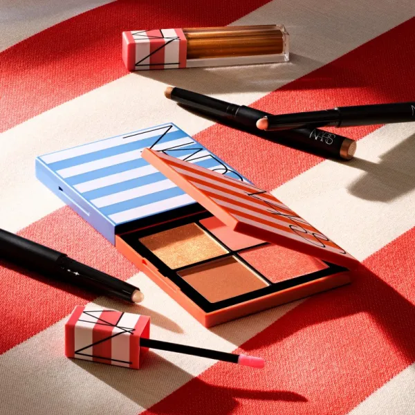 NARS Total Seduction Eyeshadow Stick očné tiene v ceruzke odtieň ORGASM 1.6 g