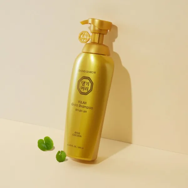 DAENG GI MEO RI Yula Gold Shampoo intenzívne vyživujúci šampón pre posilnenie a lesk vlasov 500 ml
