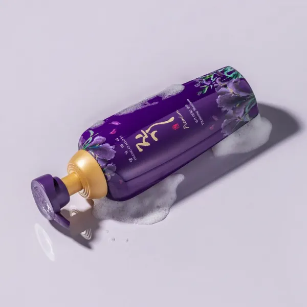 DAENG GI MEO RI Jin Gi Premium Vitalizing Shampoo obnovujúci šampón pre veľmi poškodené krehké vlasy stimulujúci rast vlasov 500 ml