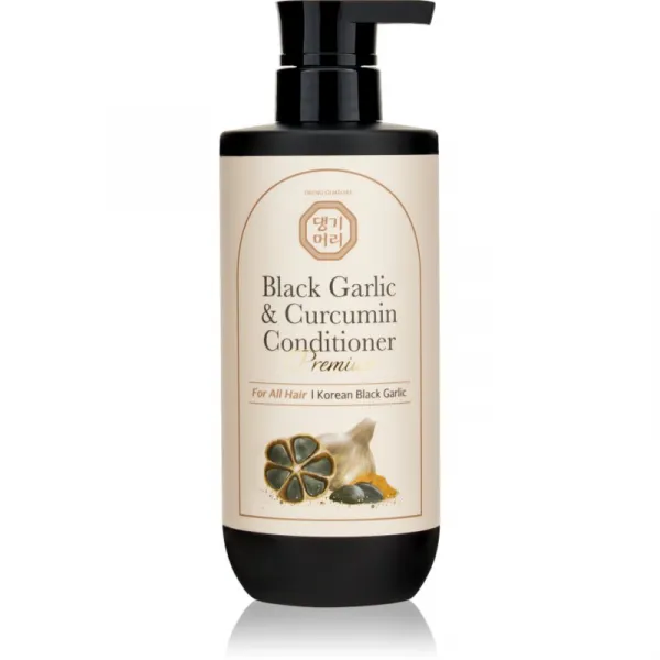 DAENG GI MEO RI Black Garlic & Curcumin Treatment ošetrujúci kondicionér pro hustotu vlasov a ochranu proti lámavosti 500 ml