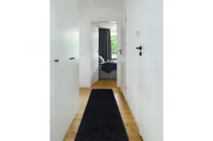 Koberec / behúň SOFFI čierny