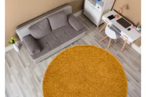 Koberec SOFFI kruh shaggy zlatý