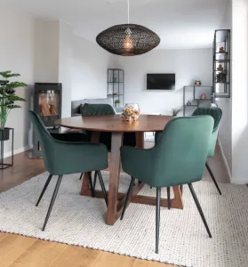 Elvisia Jedálenský stôl HELLERUP | orech 137 cm