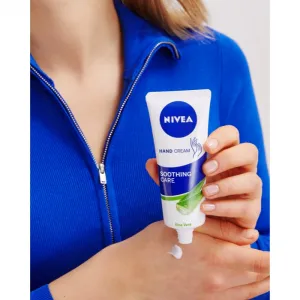NIVEA Soothing Care upokojujúci krém na ruky 75 ml