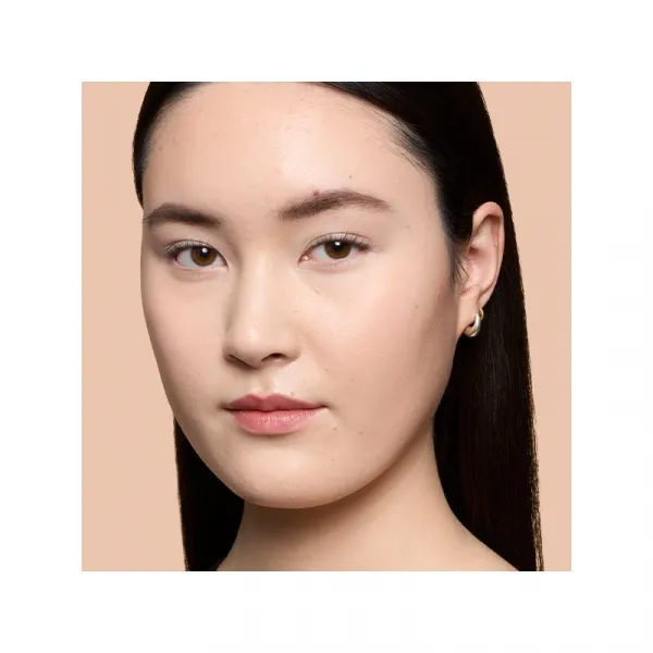 Bobbi Brown Weightless Skin Foundation SPF 15 dlhotrvajúci make-up s hydratačným účinkom odtieň Porcelain 30 ml