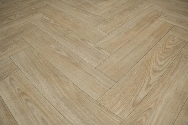 PVC podlaha Hightex Leyton 609M rybia kosť, béžová hnedá