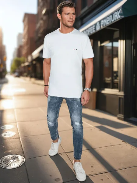 Biely pánsky T-shirt s výšivkou