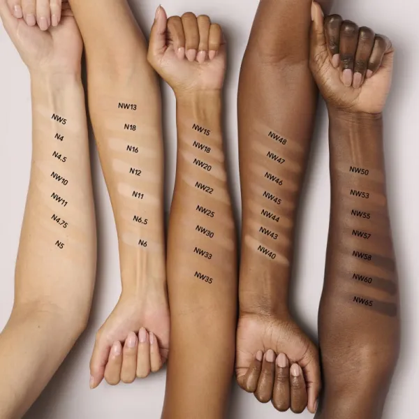 MAC Cosmetics Studio Fix Powder Plus Foundation Prefill zmatňujúci púdrový make-up odtieň N5 12 g