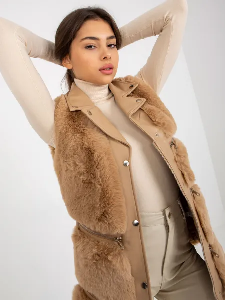 Vest-AI-KZ-TR2021.69-camel
