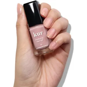 LONDONTOWN Kur Perfecting Nail Veil spevňujúci lak na nechty odtieň 4 12 ml