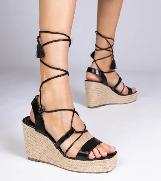 Gemre Čierne sandále espadrilky na klinovom opätku Klea