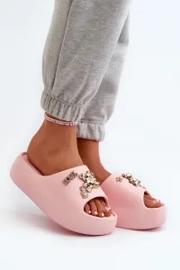 Dámske šľapky Kesi