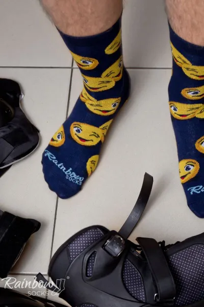 ZOOKSY/RAINBOW SOCKS Ponožky dúhové ponožky emotikony vtipné smútok kopce
