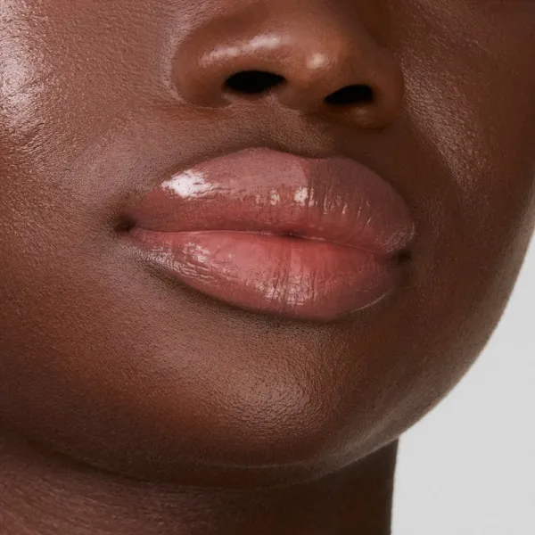 Estée Lauder Pure Color Melt Glosstick vysoko pigmentovaný lesk na pery v tyčinke odtieň Melted Maple 1.8 g