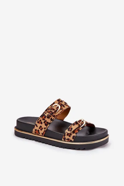 Boto Dámske pantofle s leopardím vzorom na platforme so strapcami a prackami hnedé Ziferte