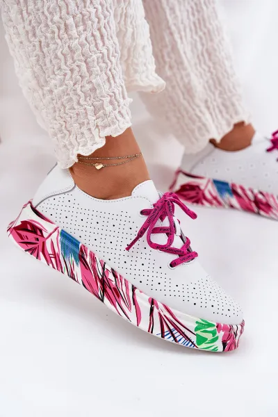 Dámske Kožené Sneakersy Na Vzorovanej Platforme Vinceza