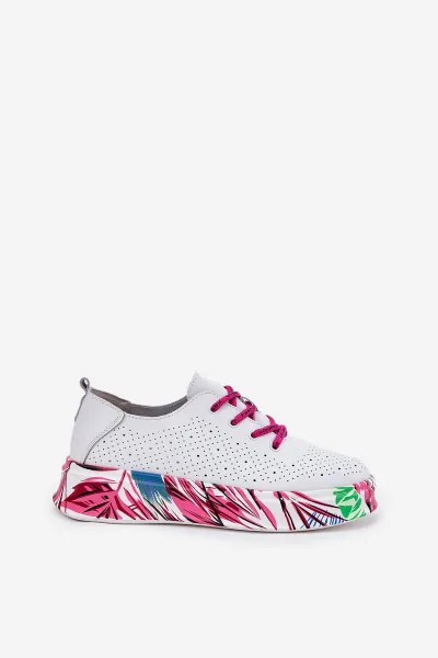 Dámske Kožené Sneakersy Na Vzorovanej Platforme Vinceza
