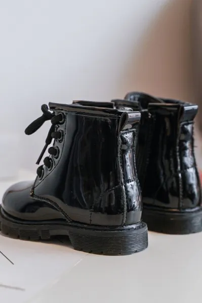 Boto Black Tibbie Baby Boots lakovaný zipsom