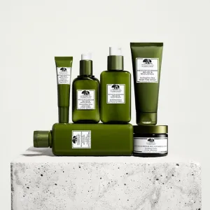 Origins Dr. Andrew Weil for Origins™ Mega-Mushroom Relief & Resilience Soothing Treatment Lotion zjemňujúca a upokojujúca pleťová voda 200 ml
