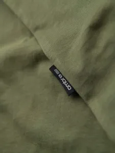 Klasické pánske tričko s krátkym rukávom khaki