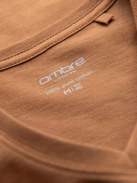 Pánske tričko na leto v výstrihom hnedé