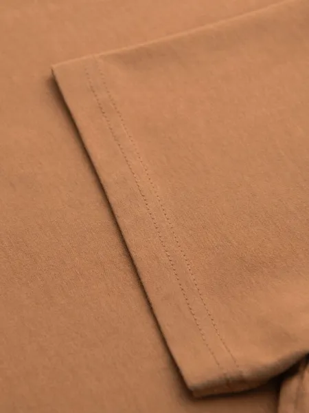 Klasické pánske tričko s krátkym rukávom hnedé