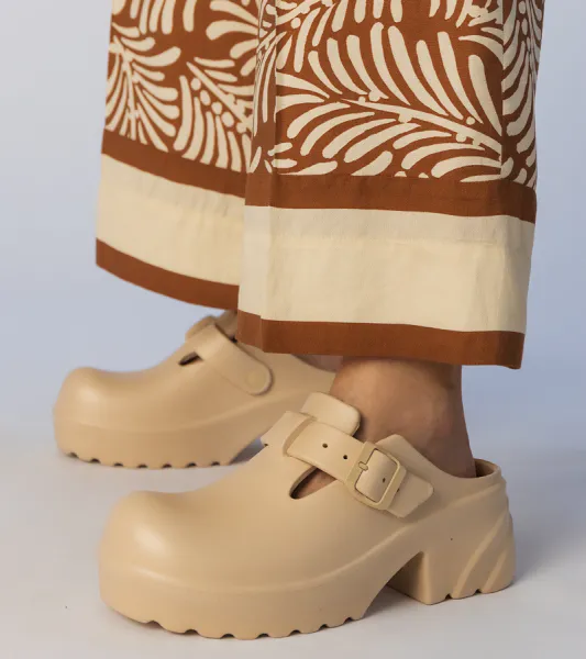 D/CEO Yellow flat-soled sandals Kates