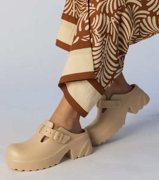 D/CEO Yellow flat-soled sandals Kates