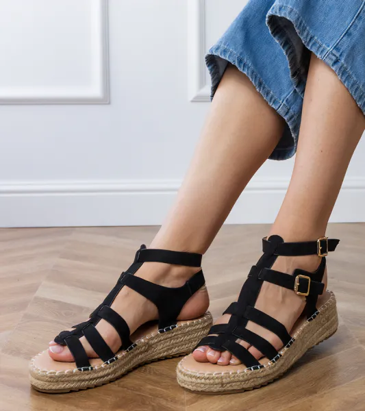 Gemre Čierne sandále espadrilky na nízkej platforme Amur