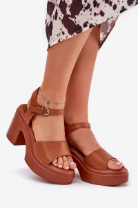 Boto Dámske Sandále Na Masívnom Opätku A Platforme Z Eko Kože Camel Korlevia